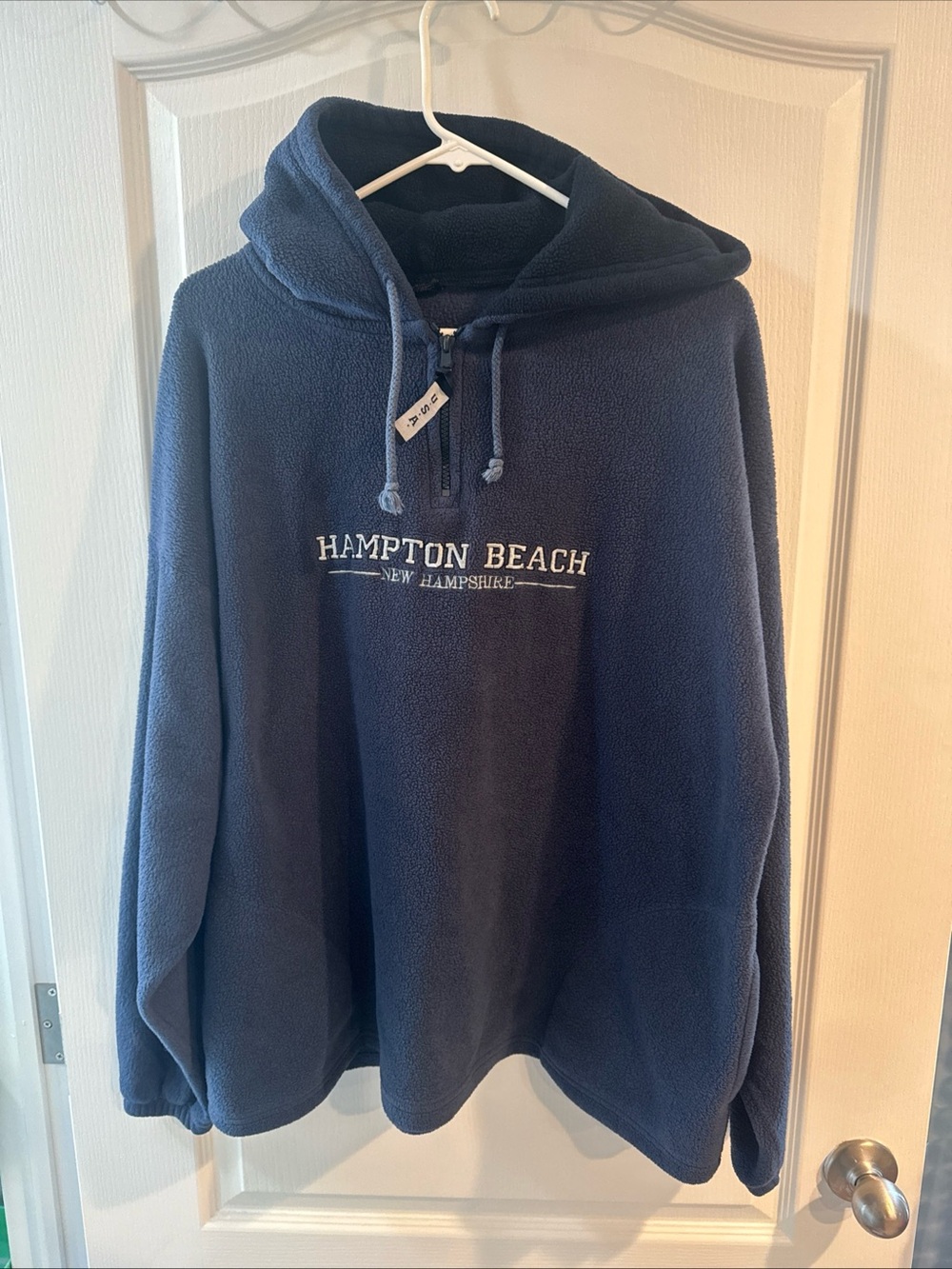 Vintage Hampton Beach Navy Hooded Puffer Jacket
